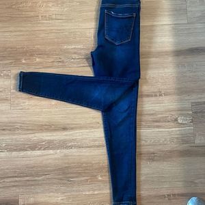 American Eagle Skinny Jeans- Size 4s